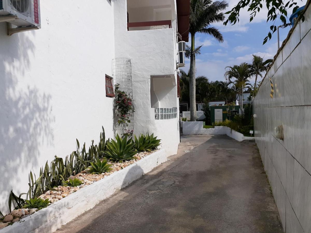 Residencial Hostal Blanco Florianópolis 외부 사진